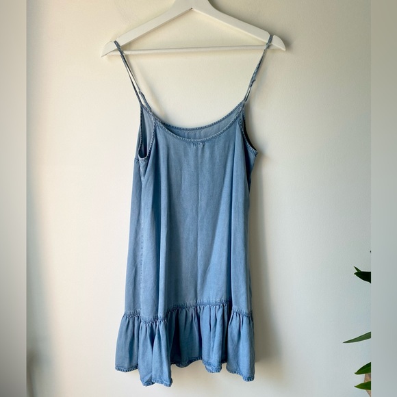 Blue chambray minidress with ruffle hem - Picture 10 of 14